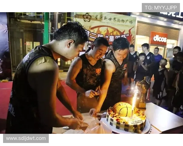 球迷狂欢节激情绽放城市之夜共赴荣耀梦想盛宴点燃全民热血再创巅峰 - 副本 - 副本 (3)